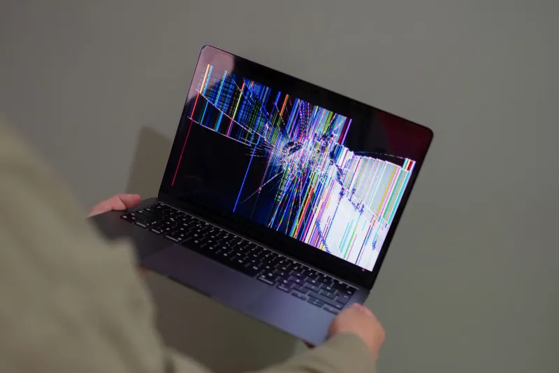 When Everything Breaks On Air: Your Survival Guide for Live Stream Disasters